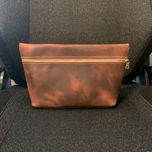 Portland leather goods canyon xl classic makeup bag
